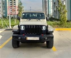 جيب جلاديتور